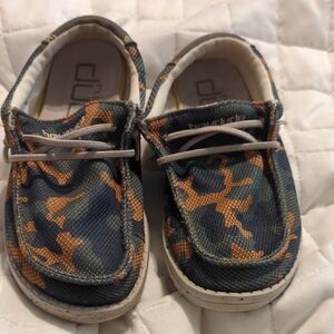 Hey Dude Boys Camo Shoes